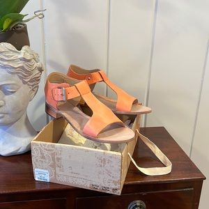 Latige peach sandals size 7.5